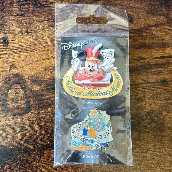 Disney Magical Musical Moments Pin Bella Notte #18 Lady and the Tramp - Picture 1 of 3